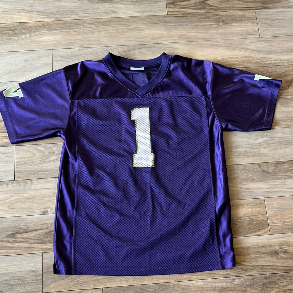University of Washington UW Huskies jersey